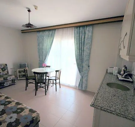 Efe Maris Apart Ξενοδοχείο με διαμερίσματα Μαρμαρίς