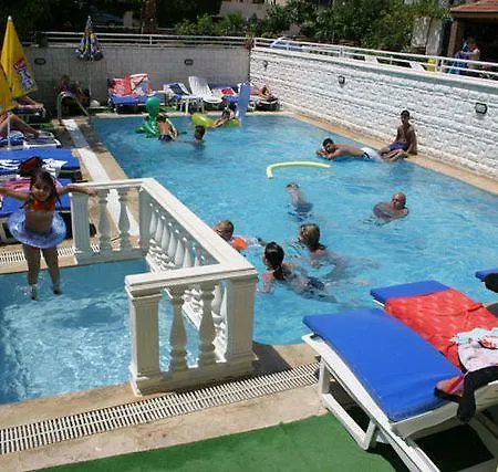 Efe Maris Apart Ξενοδοχείο με διαμερίσματα