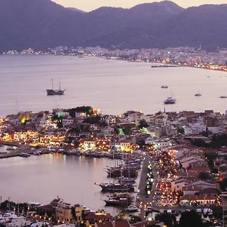 מלון דירות Efe Maris Apart